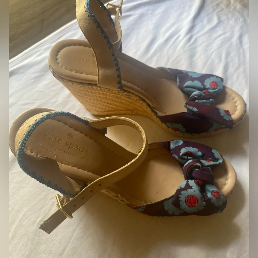 Kate spade floral wedges
